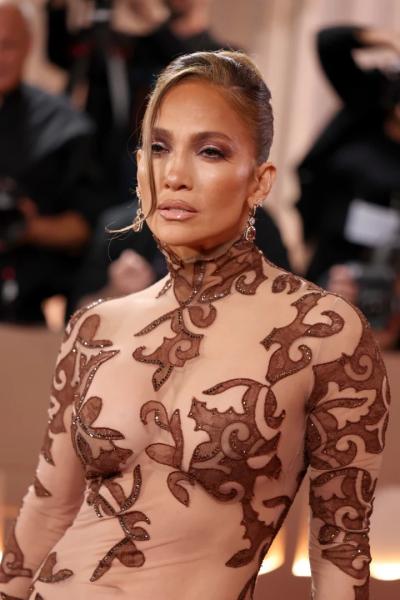 "Золотий глобус &mdash; 2026": 8 найкращих beauty-образів церемонії