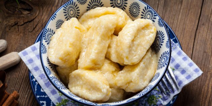 Галушки по-мисливськи &mdash; рецепт з печерицями