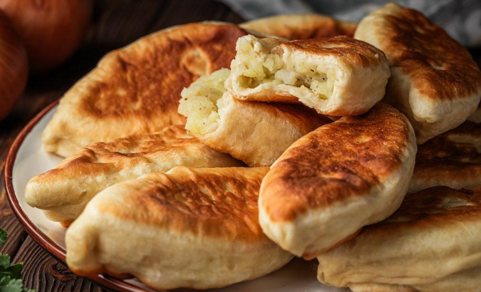 Готуємо пиріжки з картоплі