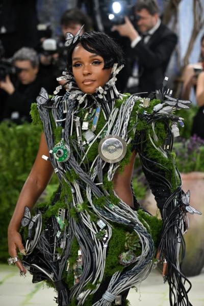 Met Gala 2026: що насправді означали найбільш епатажні б&rsquo;юті-образи зірок
