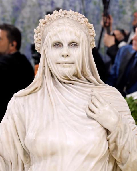 Met Gala 2026: що насправді означали найбільш епатажні б&rsquo;юті-образи зірок