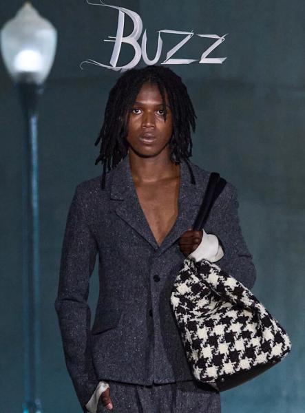 Найгарячіший б'юті-тренд літа на показі круїзної колекції Dior 2027