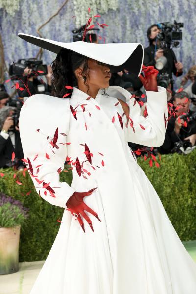 Найкрасивіші манікюри з Met Gala 2026 &mdash; кутюр на кінчиках пальців