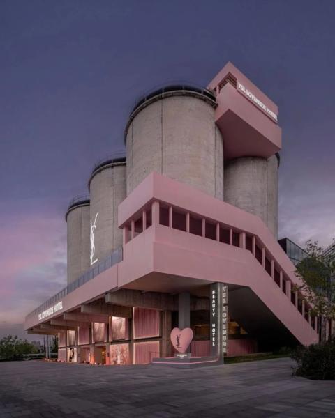 У Шанхаї відкрився LoveNude Hotel від YSL Beauty &mdash; простір, що змінює правила краси