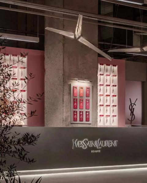 У Шанхаї відкрився LoveNude Hotel від YSL Beauty &mdash; простір, що змінює правила краси