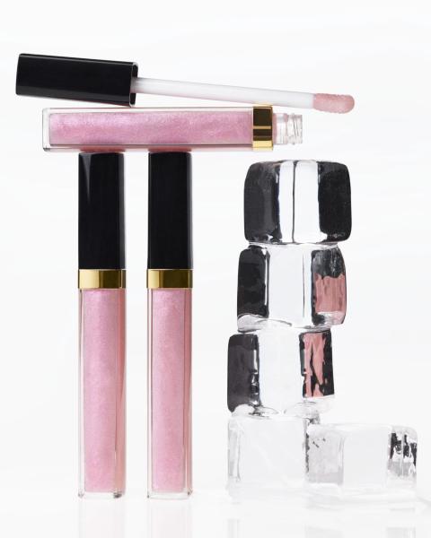 Об’єкт бажання: Chanel випускає нові блиски Rouge Coco Hydra Gloss