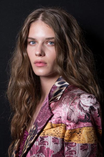 5 головних beauty трендів з Міланського тижня моди сезону весна-літо 2027